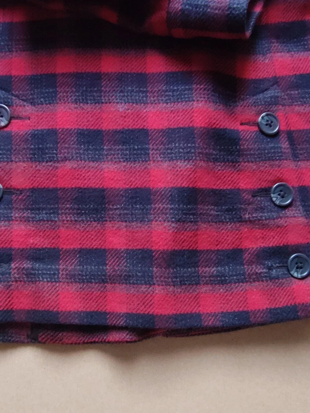 Cabi 3852 Snow Valley Red Plaid Jacket Coat size Medium Peacoat